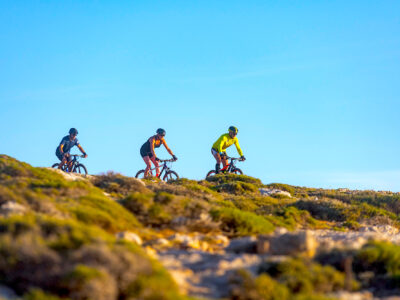 Drie fieters op actieve vakantie Malta